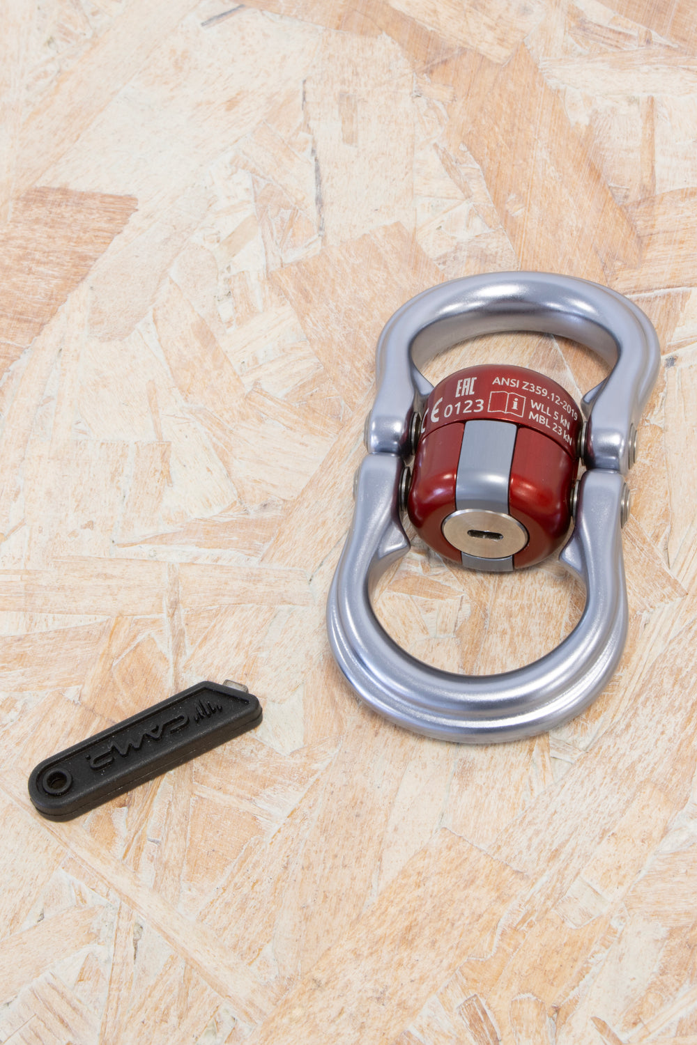 Petzl Swivel S - Émerillon ouvrable | Achat en ligne Petzl Swivel S - Émerillon ouvrable | Achat en ligne