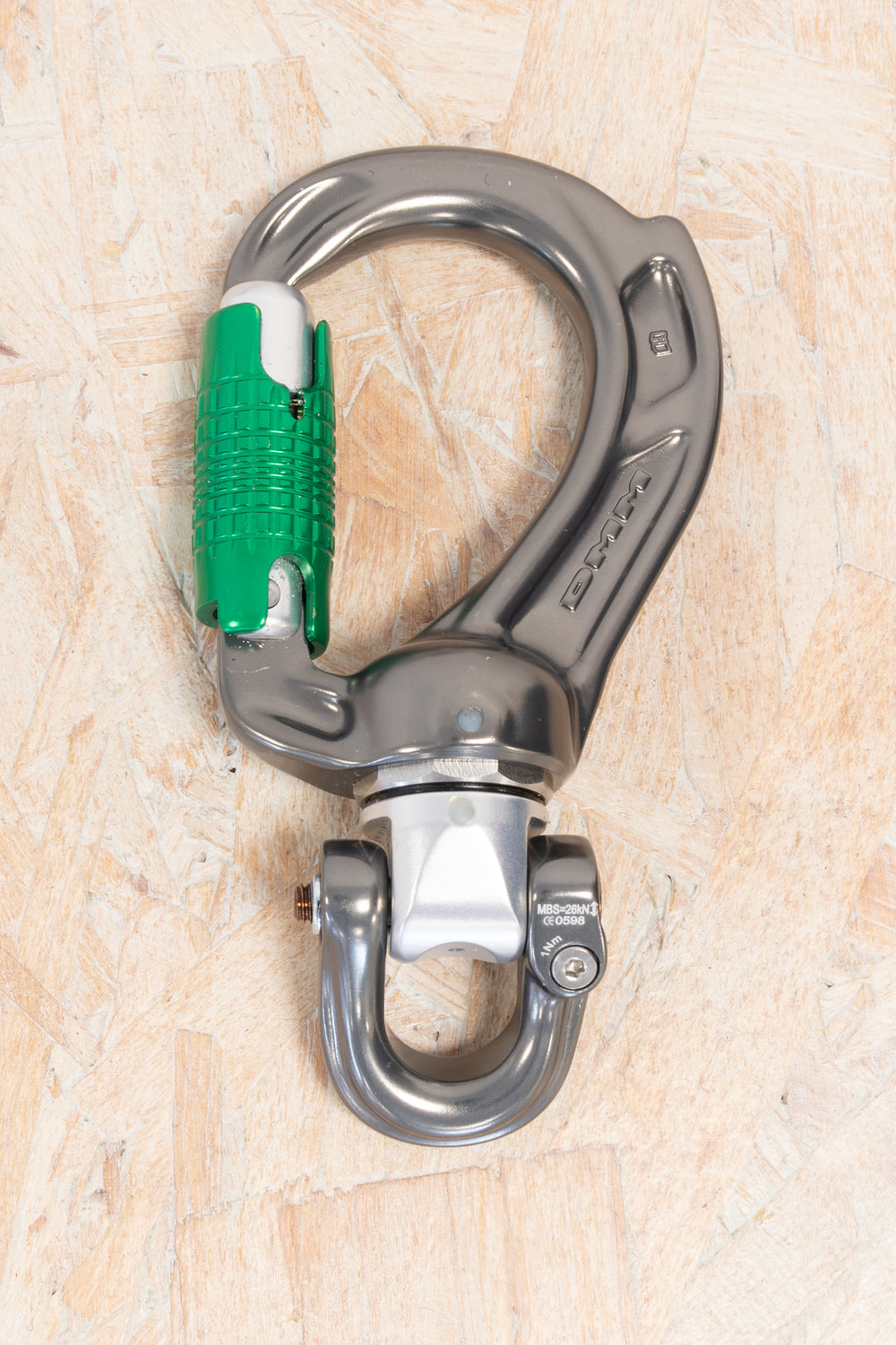 DMM - Director Swivel Boss D