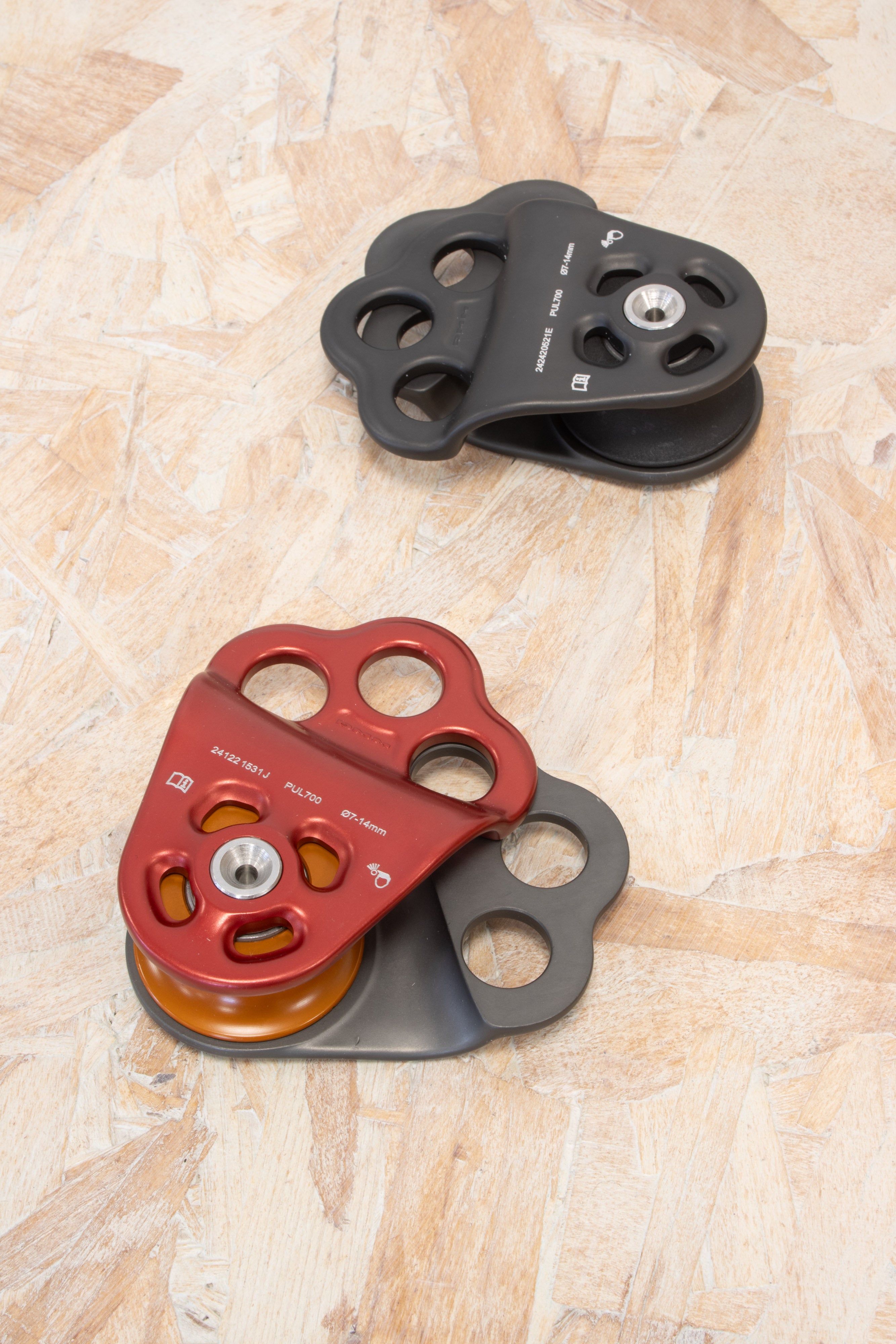 DMM - Triple Attachment Pulley – Rope Access Equip