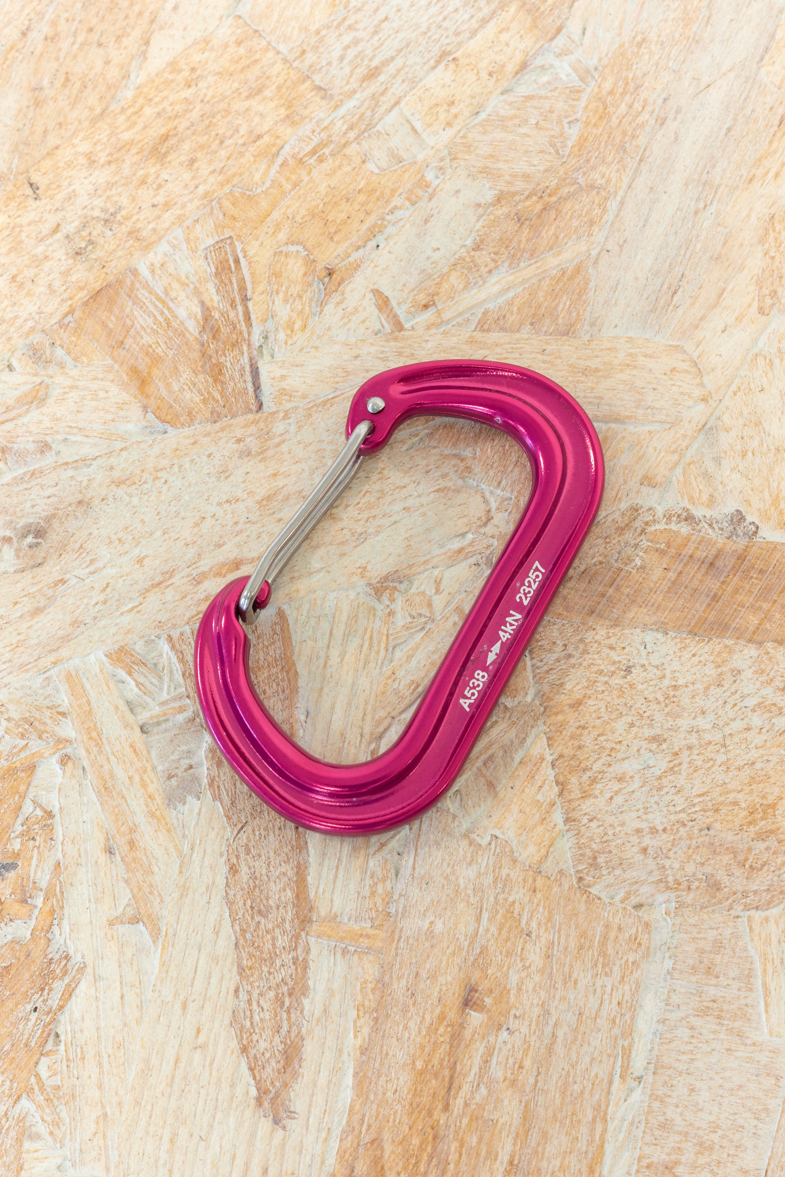Dmm Moschettone Accessorio XSRE Mini – Verde, 8 Grammi, Apertura 13 Mm, Carico 4kN, Ideale Per Chiavi E Accessori