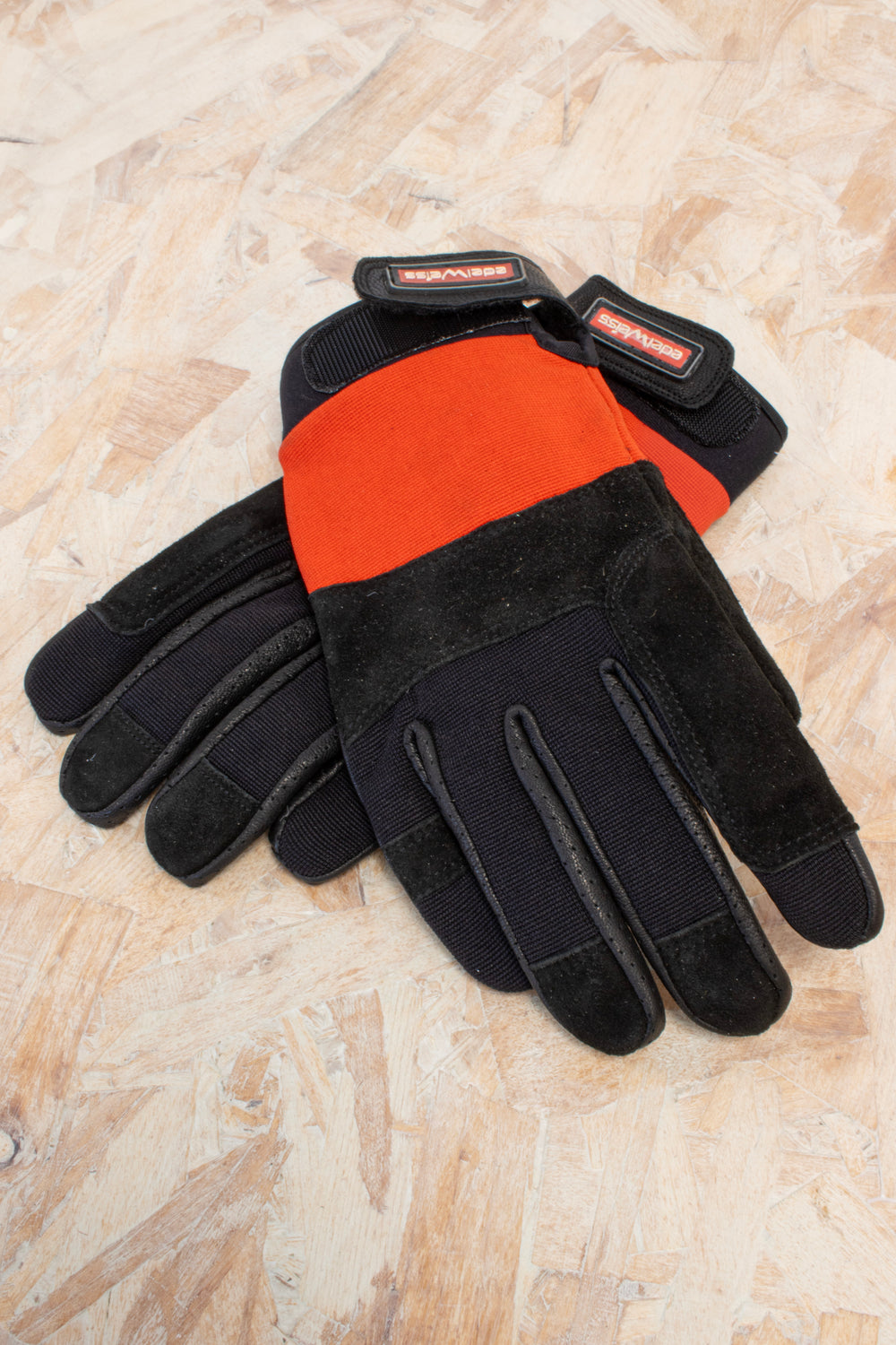 Edelweiss - Control Gloves