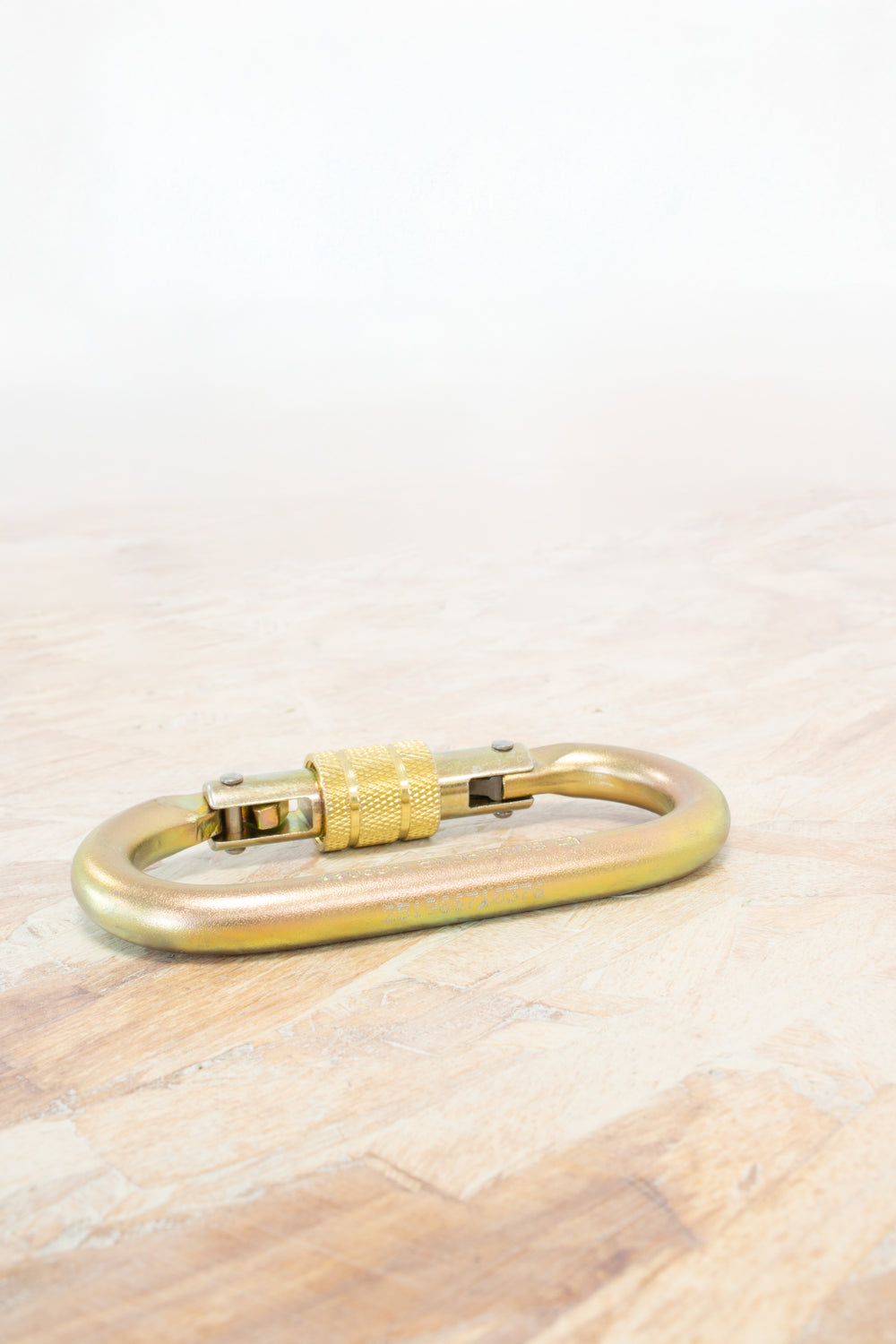 5 x ISC - Steel Oval SG Karabiner, with Serial Number