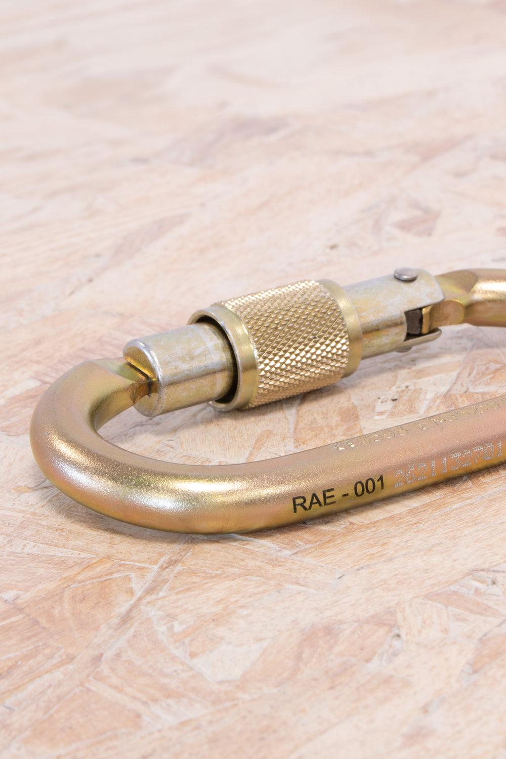 ISC - Keylock Steel Oval Karabiner, with CUSTOM Serial Number