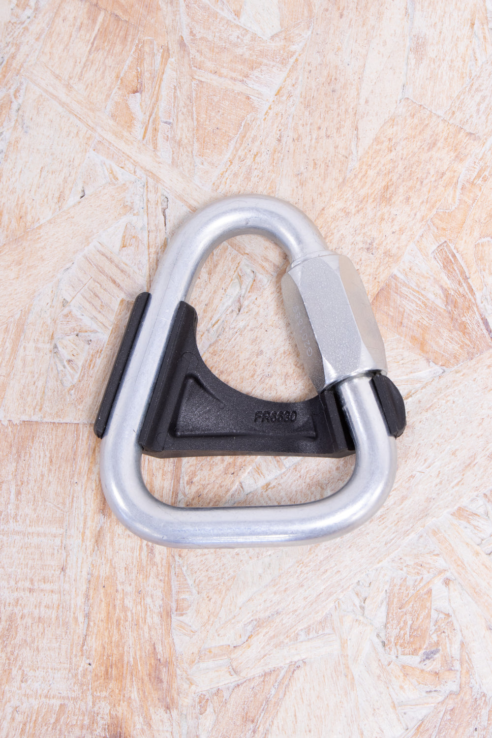 Petzl - Delta Maillon with Captive Bar