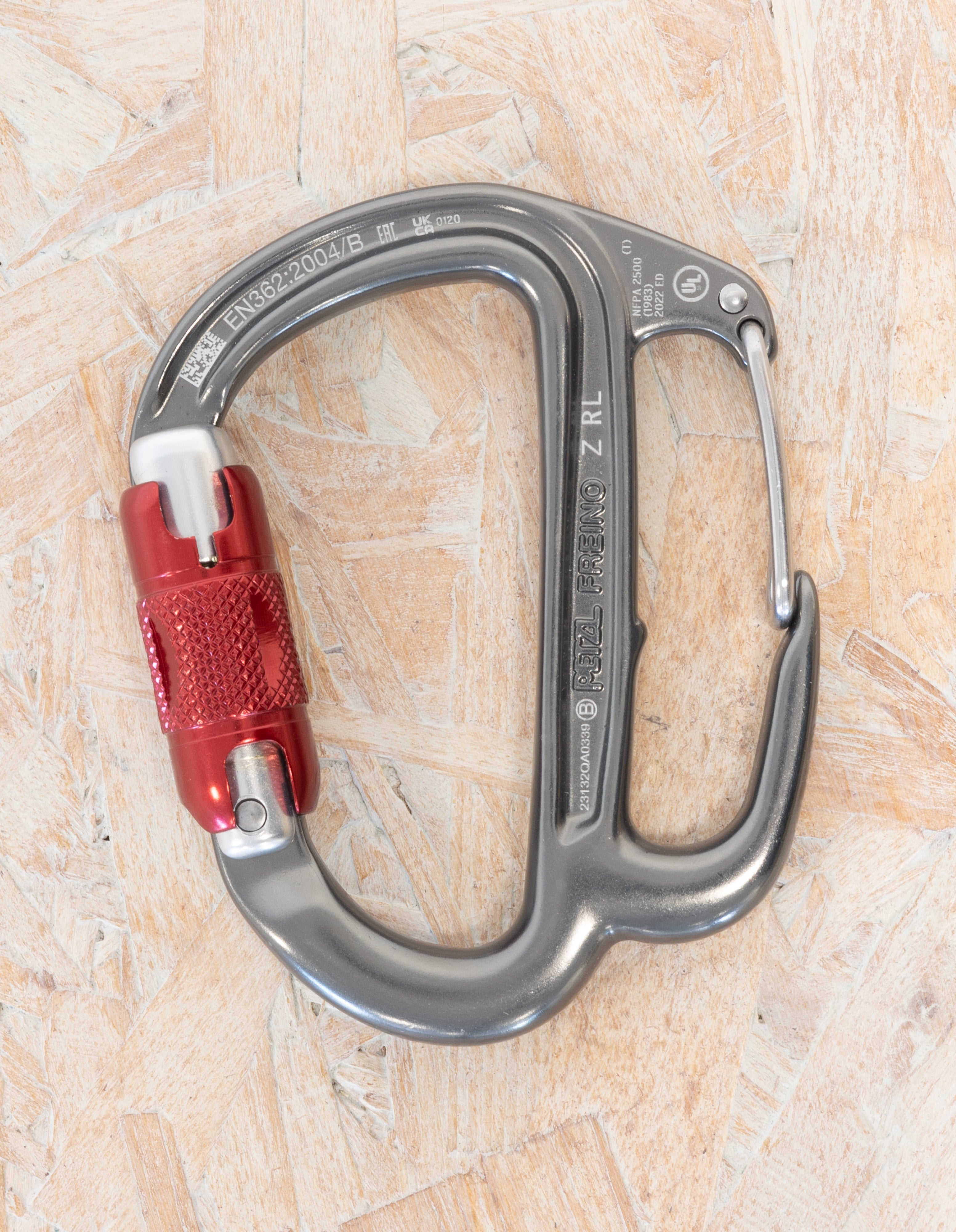 FREINO Z, Carabiner with friction spur for STOP and SIMPLE