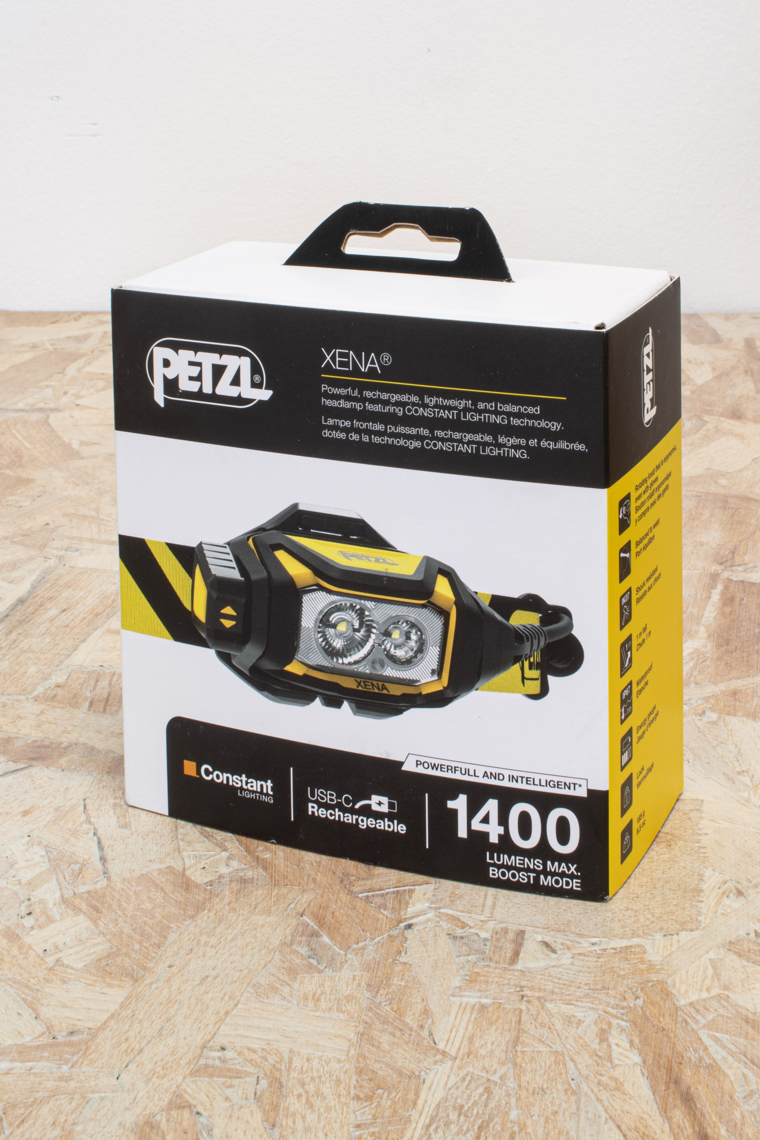 Petzl XENA ヘッドランプ 1400ルーメン　新品未開封 Petzl XENA 1400 Lumen Rechargeable Headlamp
