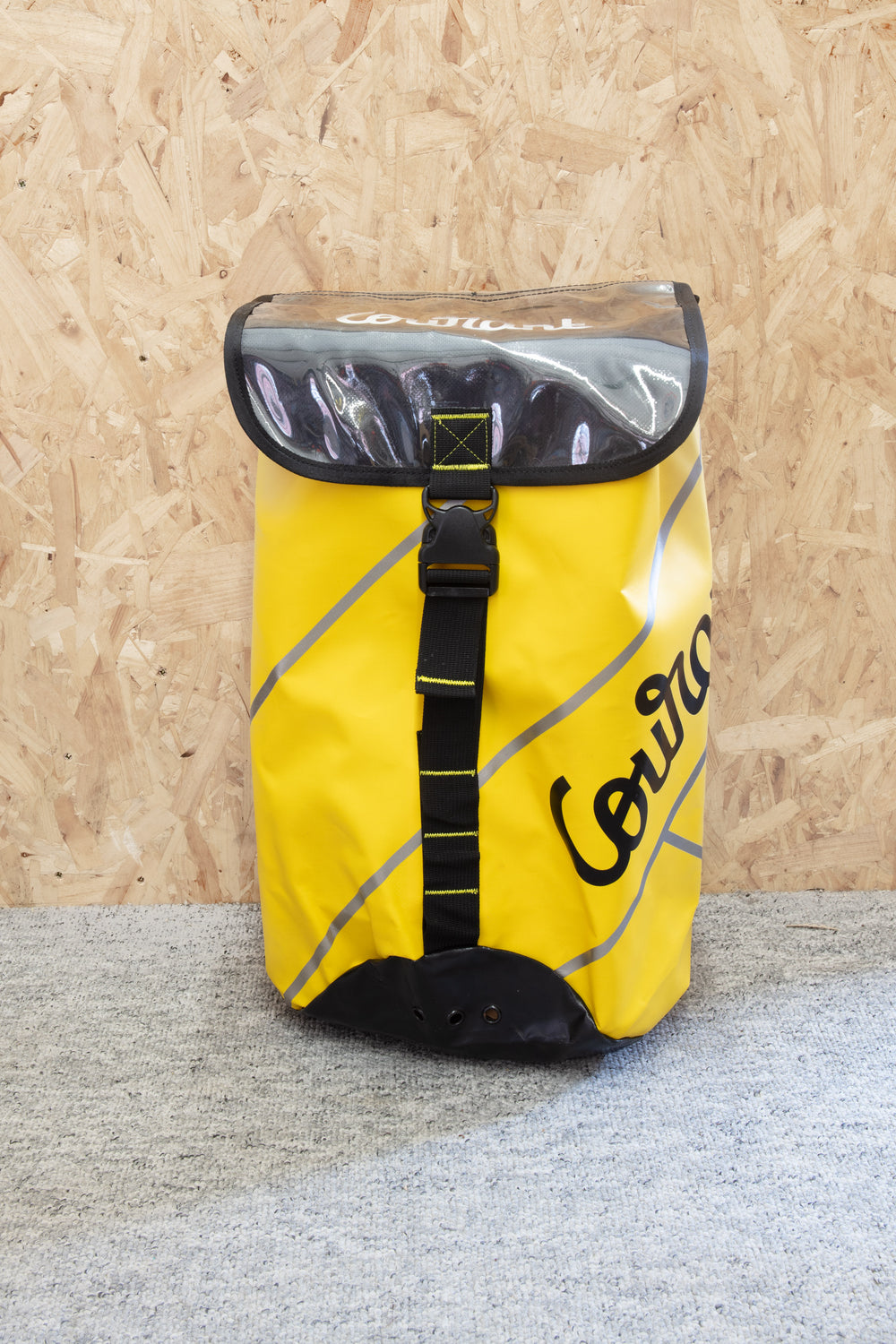Courant - Cargo Bag