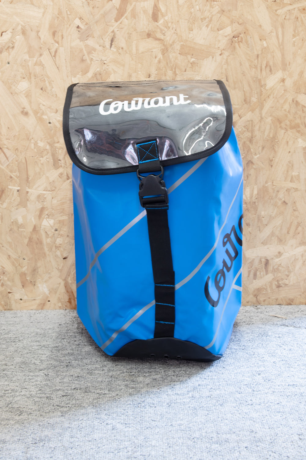 Courant - Cargo Bag