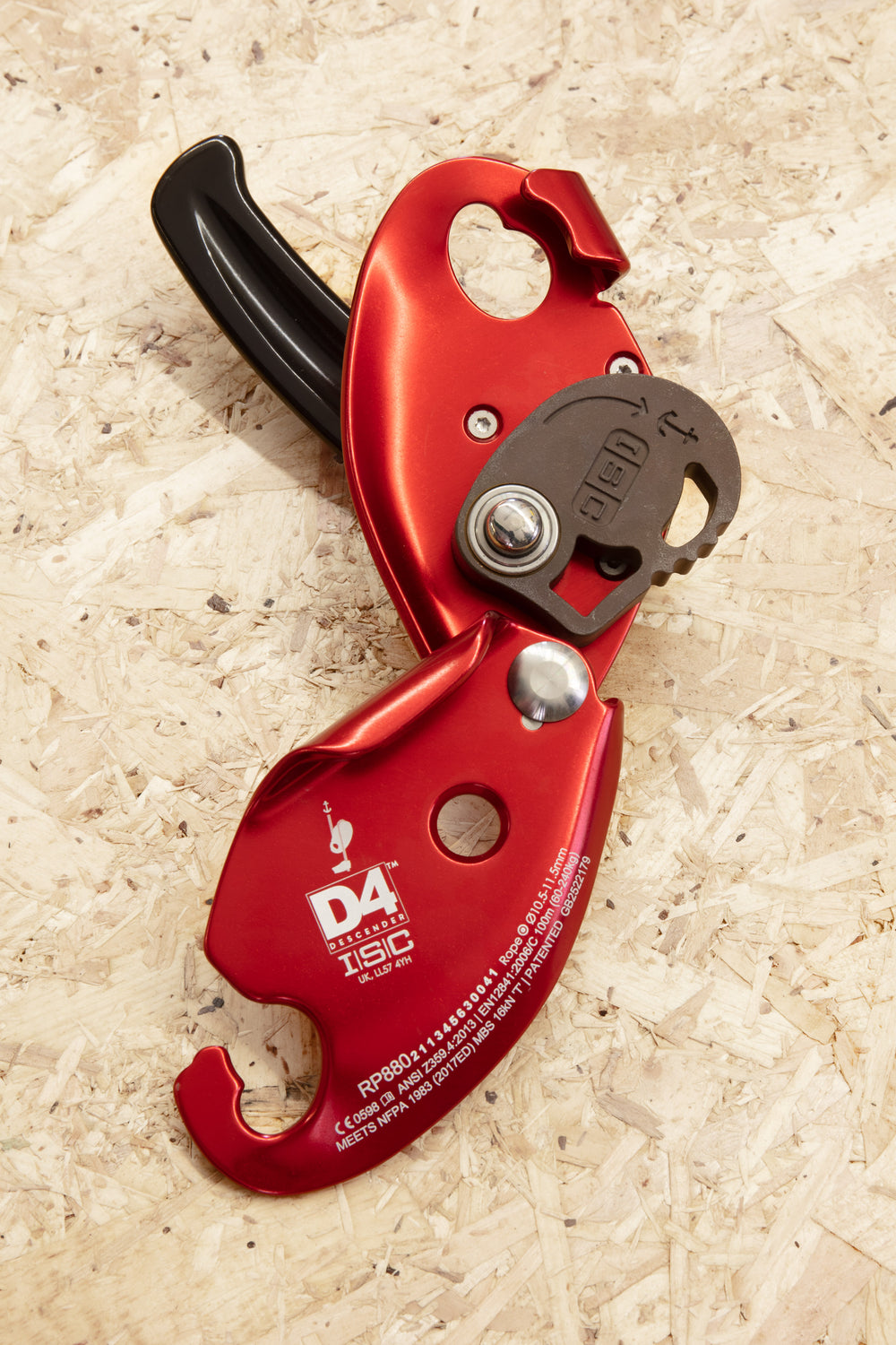 ISC - D4 Descender