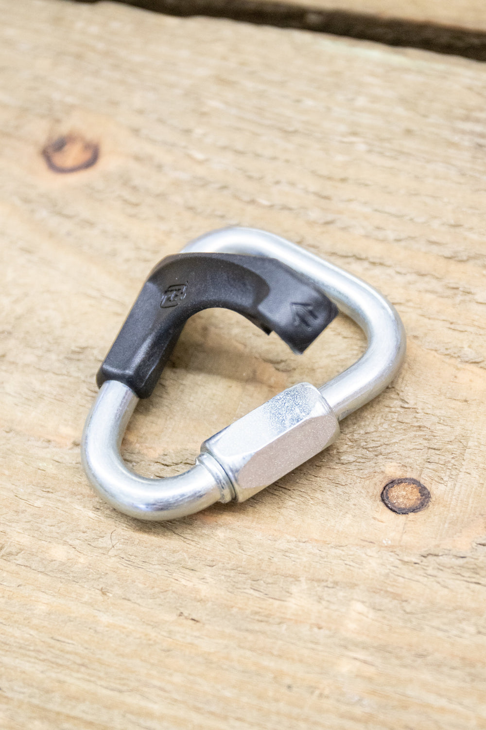 Petzl - Delta Maillon with Captive Bar