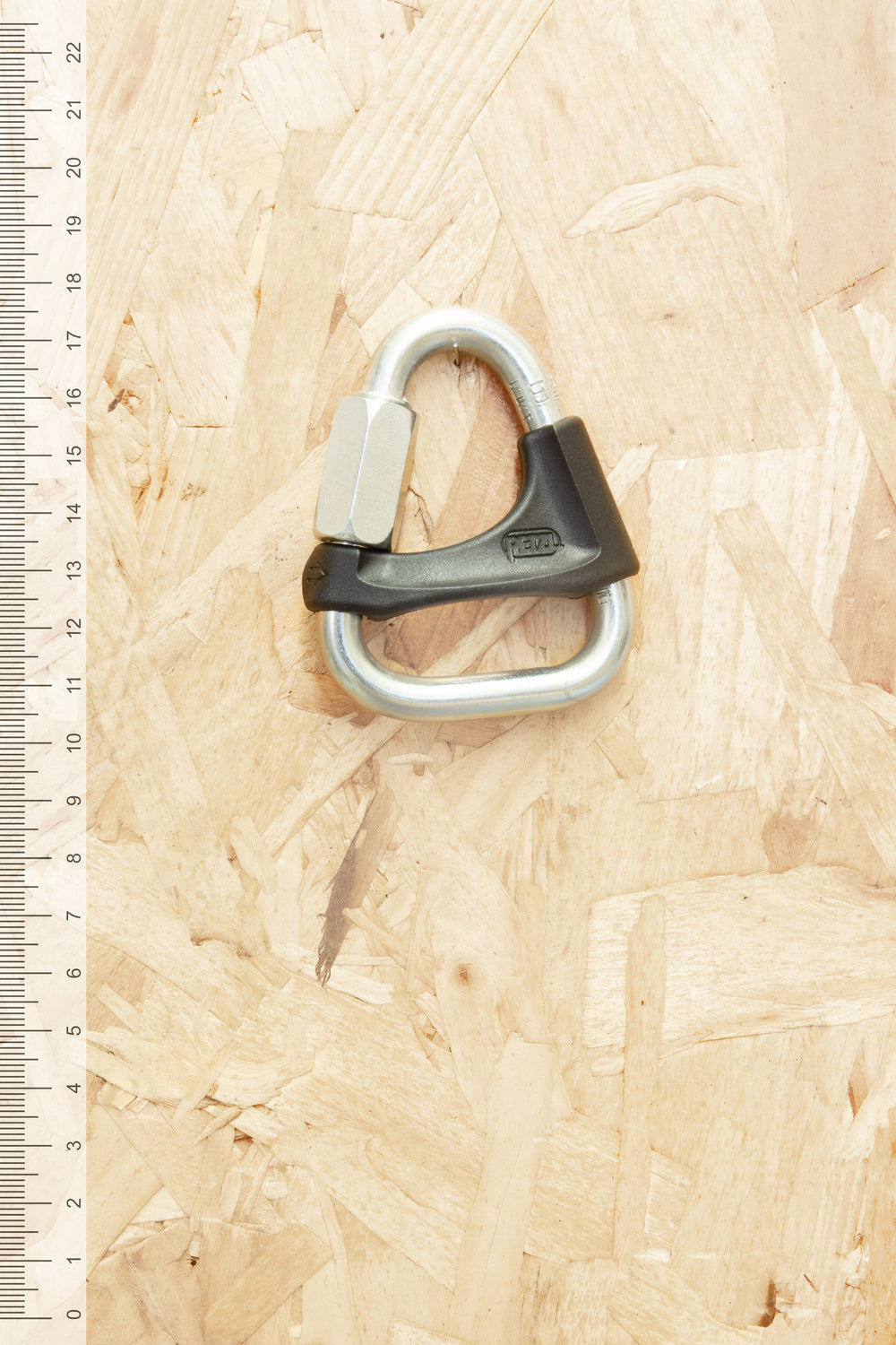 Petzl DELTA Triangular Steel Quick Link On Sale - Best Price | BOTACH