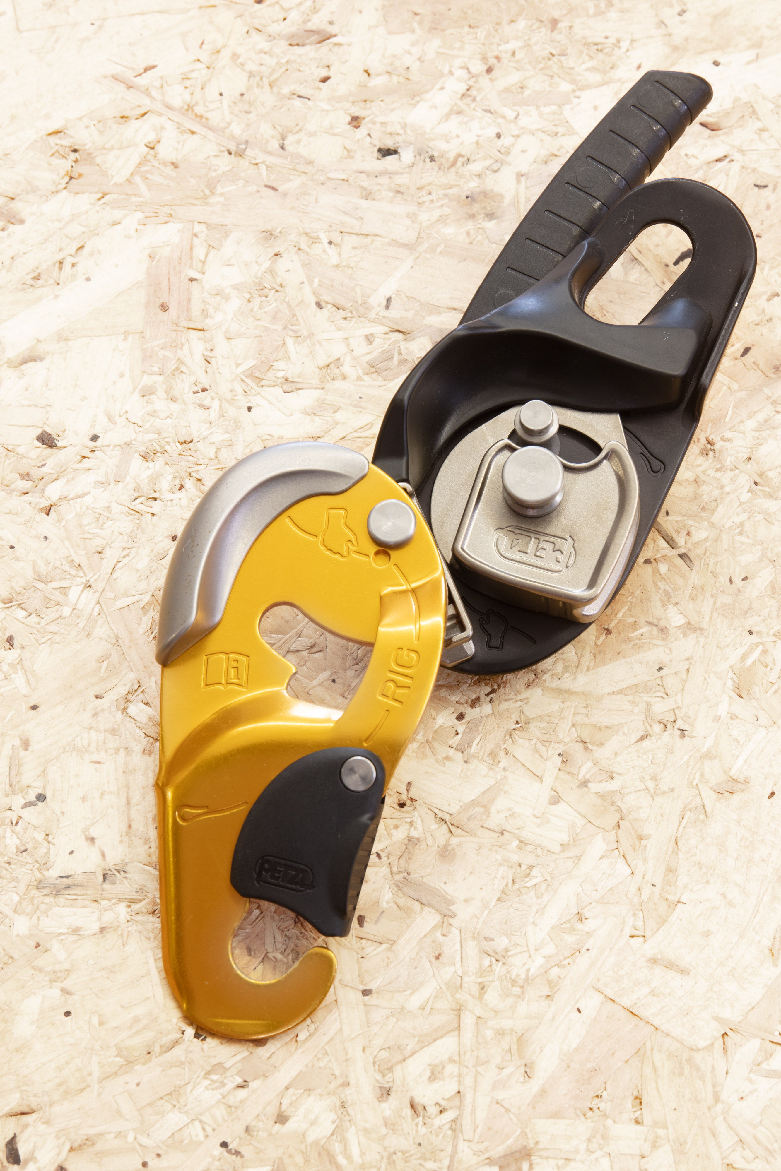 ペツル リグ D021AA00 Petzl - Rig – Rope Access Equip ペツル リグ D021AA00 Petzl - Rig – Rope Access Equip