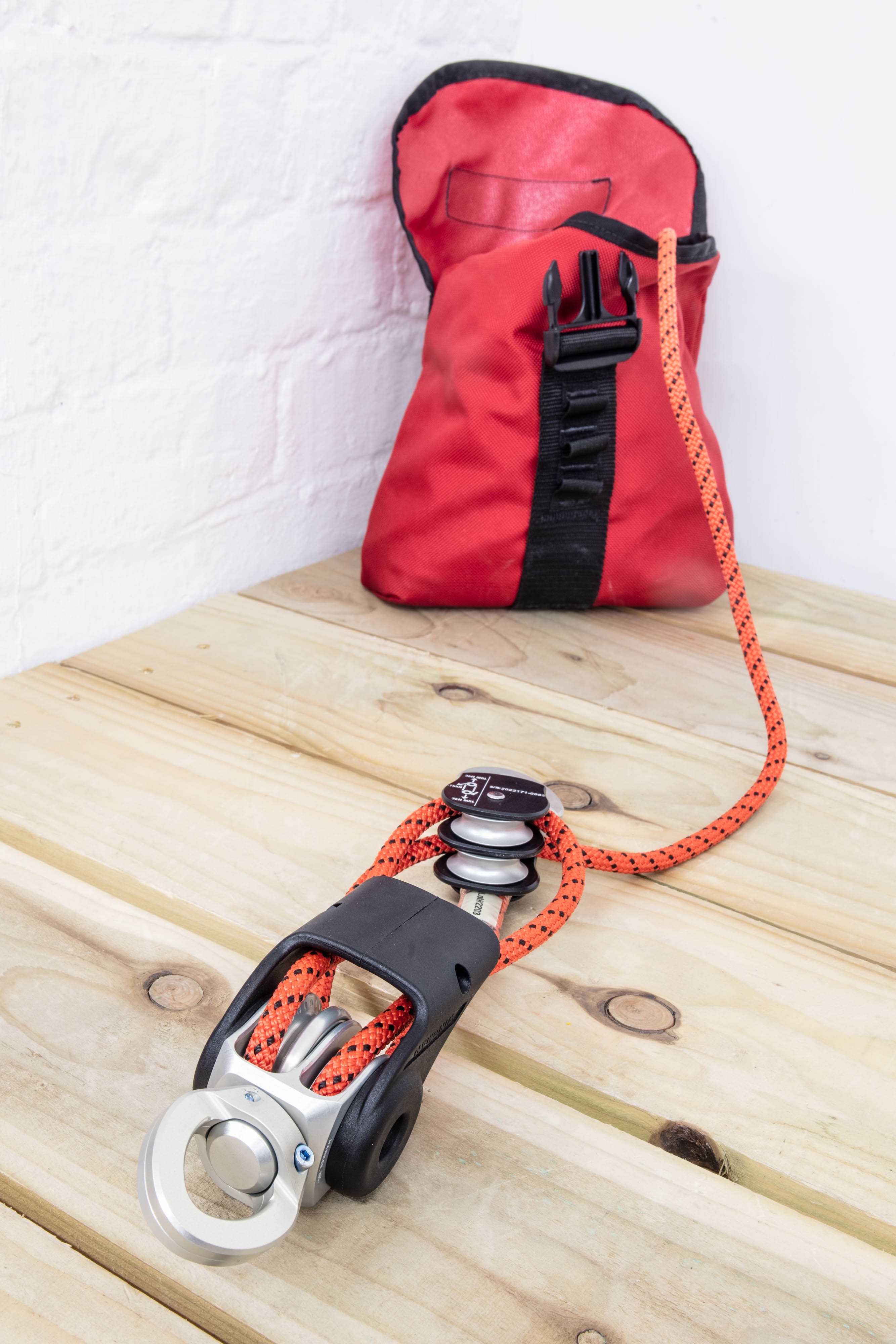 Harken - Wingman 4:1 Pulley System with Bag – Rope Access Equip